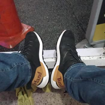 Timberland Marka Botun Rengi Attı Alalı 2 Hafta Olmadan