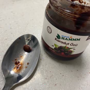 Ebebek Karadut Özünden Vişne Çekirdeği Çıktı