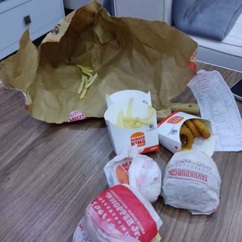 Yemek Sepeti Burger King Eksik Kusurlu Yenilmez Halde Bir Sipariş
