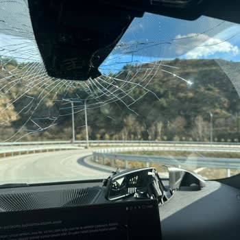 BMW 3.20i Airbag Açmadı