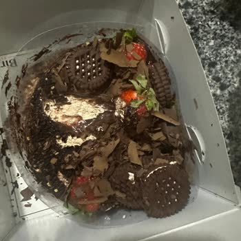 Sipariş Verdiğim Pasta Getir Den Geldi Görseli Bozuk