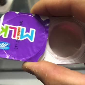 A101 İki Ayrı Tarihli 6 Lı Meyveli Yoğurt Milkten