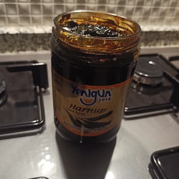 Yenigün Gıda Harnup Pekmezi Jöle Kıvamında