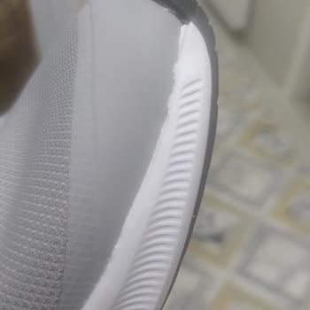 Ayakkabı Dünyası Bile Ayakkabı Üretim Hatası