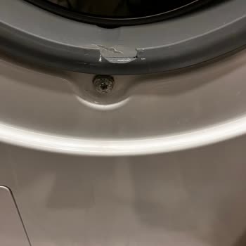 Miele Çamaşır Makinesi Lastiğinde Kopma