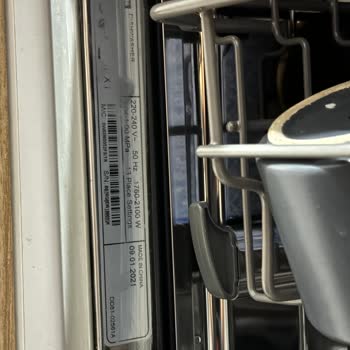 Dw605052FS/TR Samsung Bulaşık Makinesi Paslanıyor!