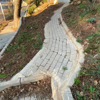 İBB - İstanbul Büyükşehir Belediyesi Çekmeköy Yukarı Baklacı Mezarlığı
