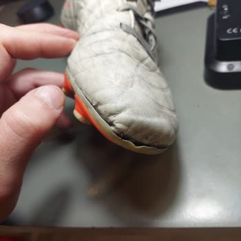 Ürünün Arkasında Durmayan Adidas!