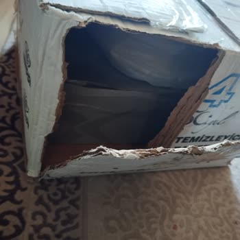 Gardrops PTT Kargom Açılmış