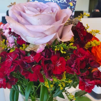 Taze Çiçek (tazecicek.com) Tazecicek Adlı Site Müşteriyi Alenen Yanıltıyor