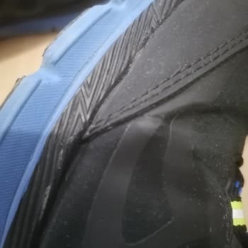 Lumberjack Trendyol'da Satın Alınan Spor Ayakkabının Yırtılma Sorunu