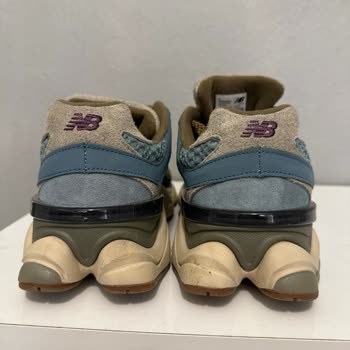 As Outlet (Bursa) Bulldozer Orijinalliği Şüpheli Ayakkabı Satışı