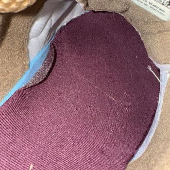 As Outlet (Bursa) Bulldozer Orijinalliği Şüpheli Ayakkabı Satışı