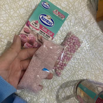 Kenton Marka Pasta Süsünden Plastik Parçası Çıktı