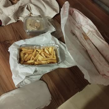 Üsküdar Bulgurlu Tadım Dürüm Parayı Alıp Eksik Ürün Yolladılar