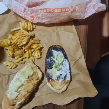 Popeys Bozuk Bayat Yanık Ürün Gönderimi