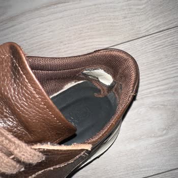 Kiğılı Giyim Ayakkabı Astar Yırtılması