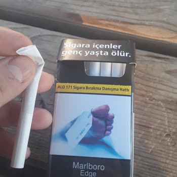 Marlboro Dalın Yarısı Boş