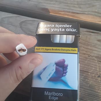 Marlboro Dalın Yarısı Boş