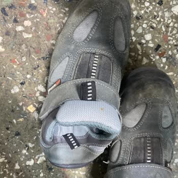 Mekap İş Güvenlik Ayakkabılarının Kullanım Şikayetleri