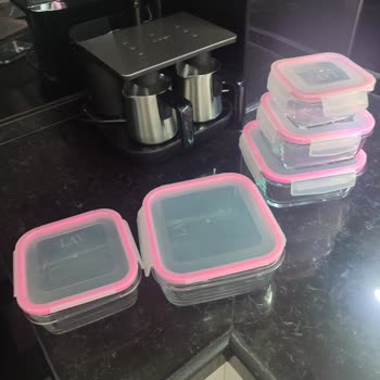 Lav Saklama Kabı Plastik Kapak Sorunu