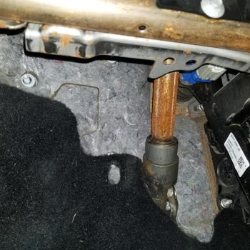 İzkar Otomotiv Servis Kabusu: Sel Hasarlı Aracın Dramı