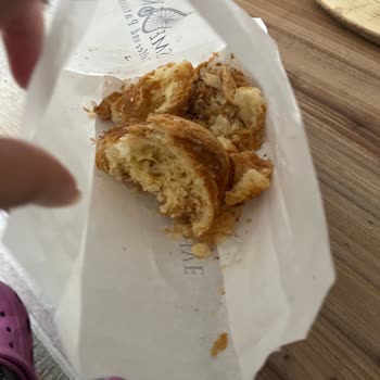 Çeşme Kahve Çeşme Kafe Beylikdüzü Şube Bayat Ürün Sattı