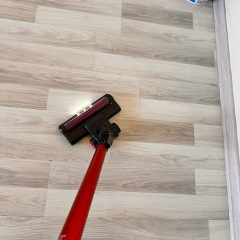 Dyson Çalışıyor Fakat Süpürmüyor