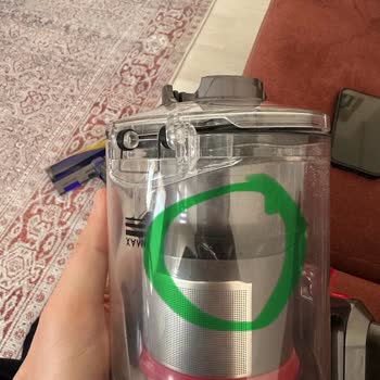 Dyson Servisten Çizik Ve Ezik Olarak Geri Gelen Süpürge