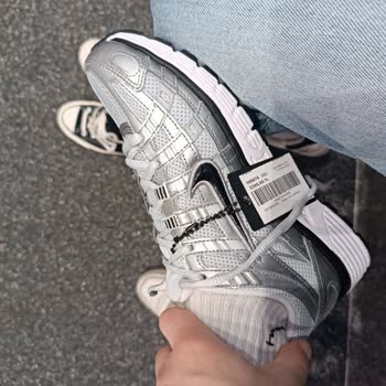 Sneaks Up Şikayet Hilltown Mağazası