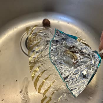 Kahve Dünyası Çikolatada Bulunan Canlı Kurtlar Üzerine Şikayet