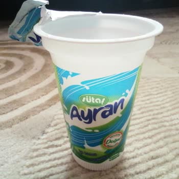 Sütaş Ayranımın İçinden Kıl Çıktı