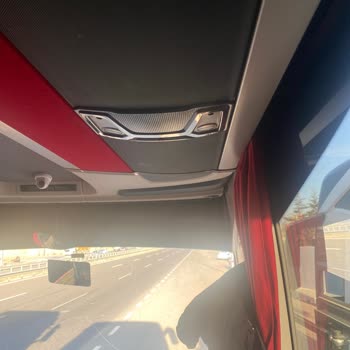 Kamil Koç Şoför Sigara İçiyor