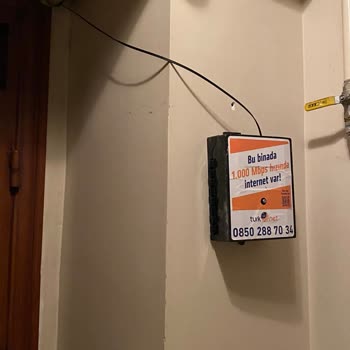 TurkNet Ekibinin Binamıza Verdiği Görüntü Ve Duvarlarımızı Delmesi