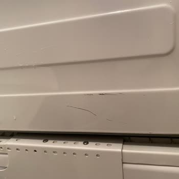 Beko Makinem Çizik Geldi