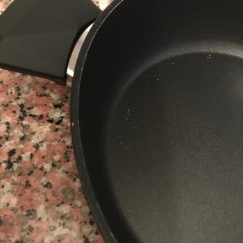4 Ayda İçi Soyulan Emsan Tencere Sorunu
