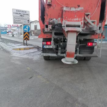 Yakutiye Belediyesi Dikkatsiz Şoför Kazaya Sebebiyet Veriyordu