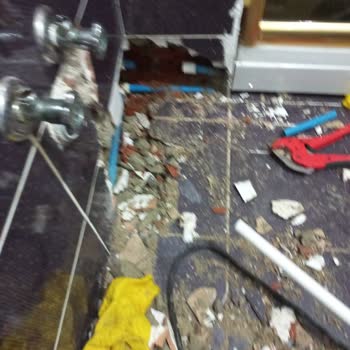 Baz Tesisat İlgisizliği Ve Fazla Para Alması!