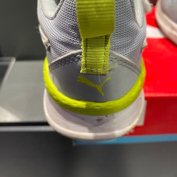 Puma Amblemi Çıkmış, İpi Sökülmüş Ayakkabı 3 Aylık 5 Kere Giyilmiş