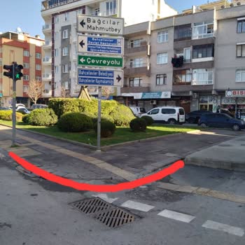 İBB - İstanbul Büyükşehir Belediyesi İstanbul Bahçelievler'e Şirinevler Mahallesi Yaya Kaldırımı Park...