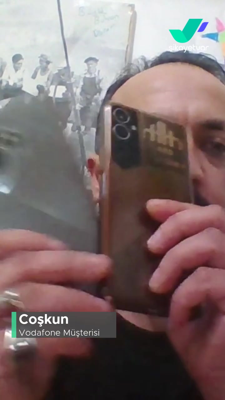 Vodafone Saygısız Ve Gaddar videonun kapak resmi