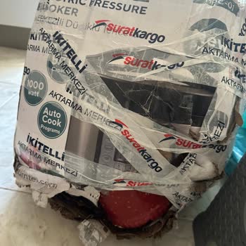 Sürat Kargo Kargo Paketine Verilen Özen