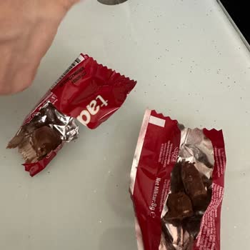 Tadelle Eksik Gibi Parça