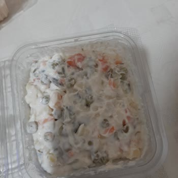 Çağdaş Marketler Bozuk Rus Salatası