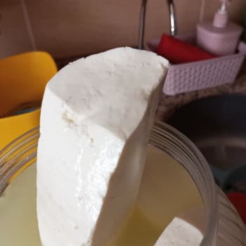 Yöresel Burada Kalitesiz Ürün Ve İlgisiz Satıcı