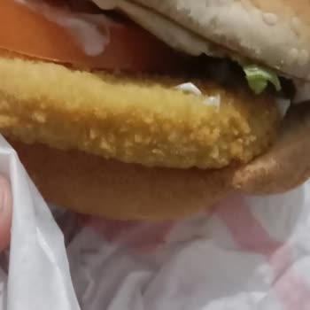 Burger King Hiç Memnun Değilim