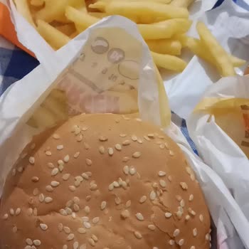 Burger King Hiç Memnun Değilim
