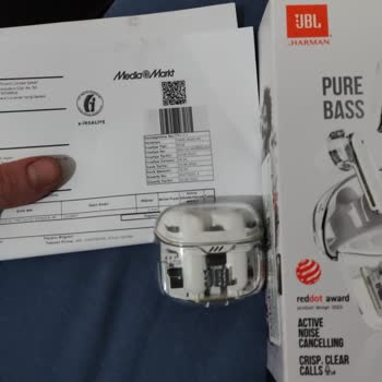 JBL Sol Kulaklıktan Ses Az Geliyor Ve Kulaklıkların Şarj Problemi Var