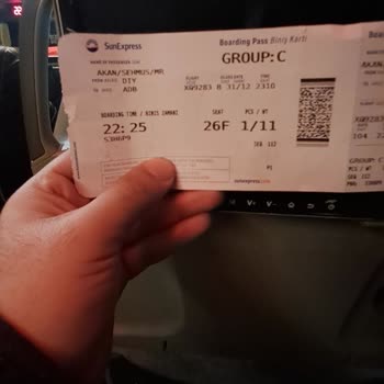 SunExpress Hava Yolları Uçuş Rötarında Bilgi Kargaşası