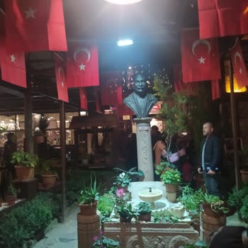 İskender Efendi Konağı Daha Da Gitmem